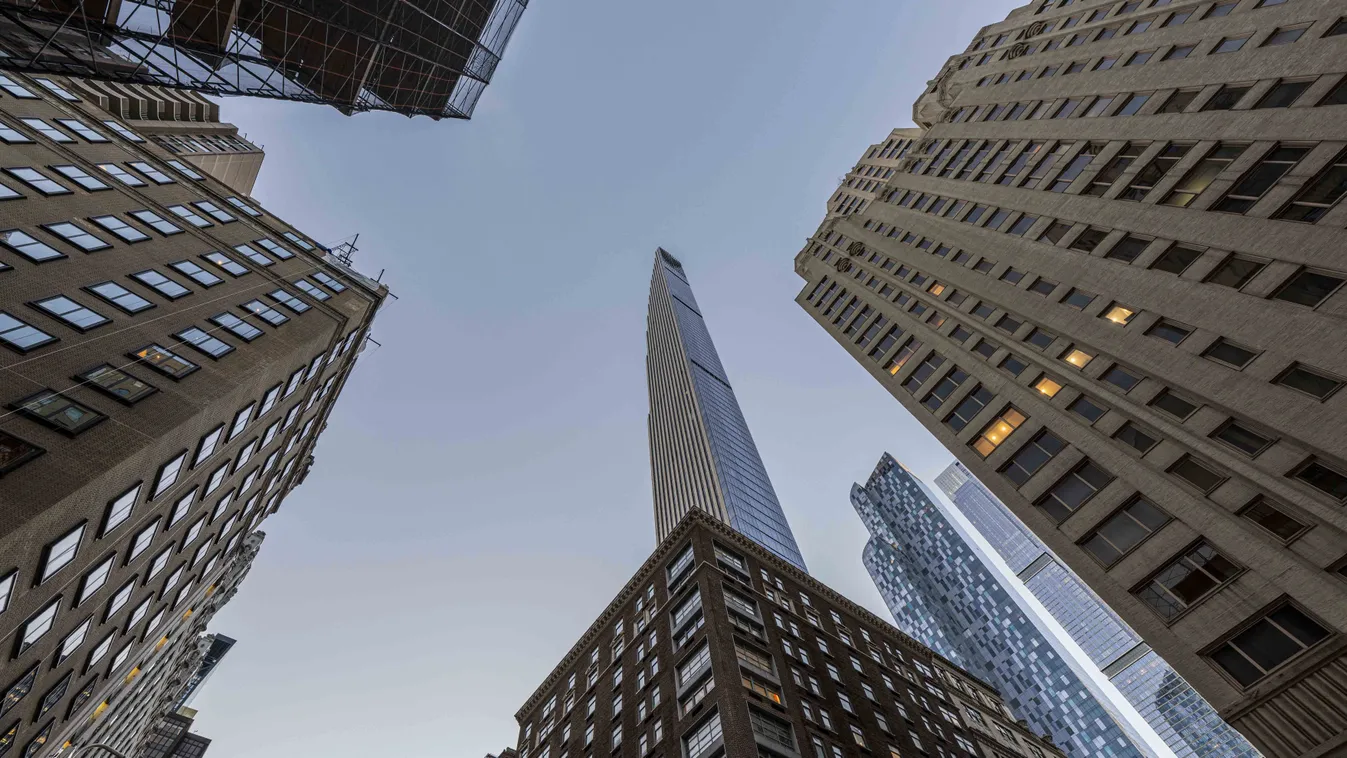 Nem a World Trade Center volt az első felhőkarcoló, amelyikbe repülőgép csapódott Kép