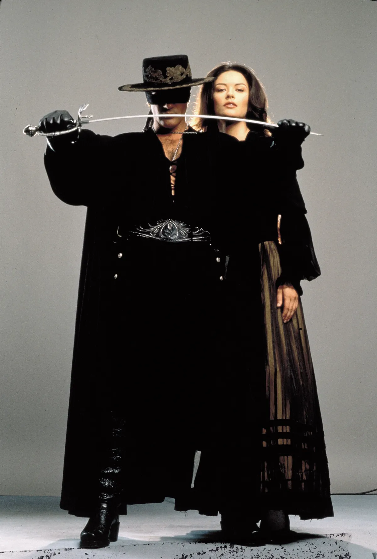 1998; The 1998 Mask Of The Zorro. Original Film Title: The 1998 Mask Of The Zorro, PICTURED: CATHERINE ZETA-JONES, ANTONIO BANDERAS.