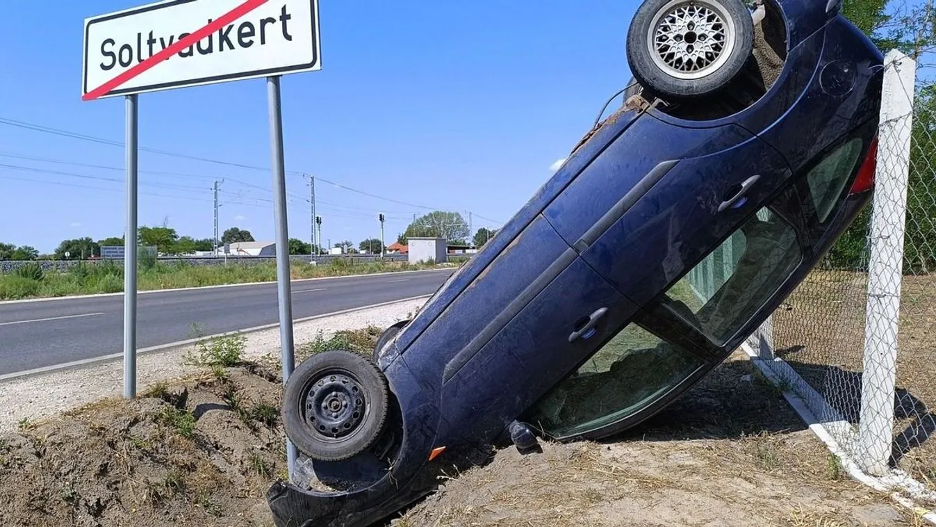 Bravúros parkolás: az év manőverét mutatta be egy sofőr, ilyet még biztosan nem látott - videó Kép