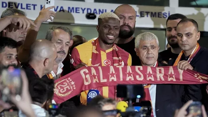 Rekordösszegért igazolt világsztárt Sallai Roland csapata
