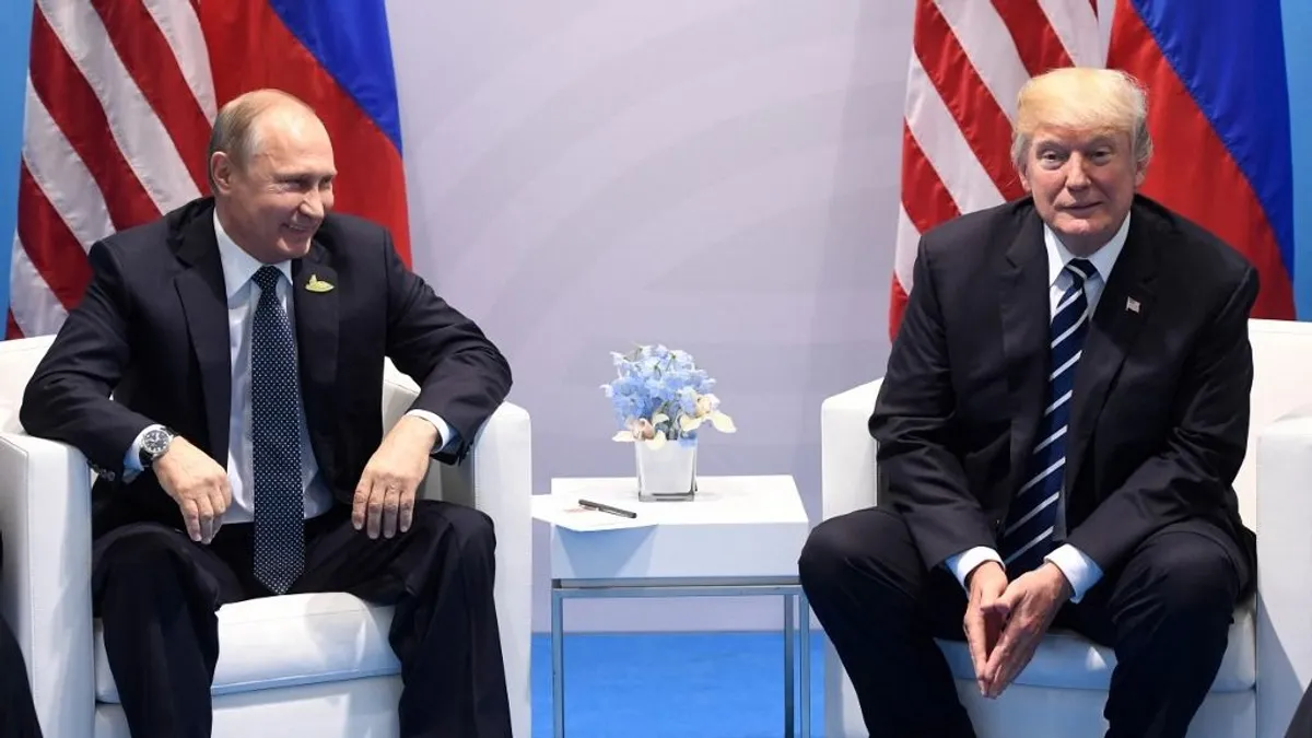 Trump és Putyin egy asztalnál – a szakértő elmondta, mi lesz