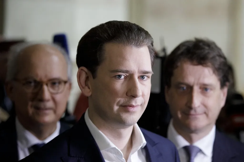 Sebastian Kurz: Budapest az ukrajnai béke hídja (Fotó: ALEX HALADA / APA-PictureDesk)