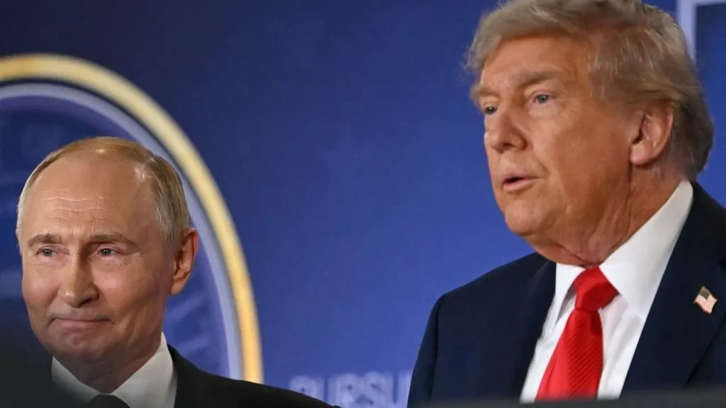 Elképesztő: Trump majdnem kiviharzott a Putyin-csúcsról; elmondjuk, miért!