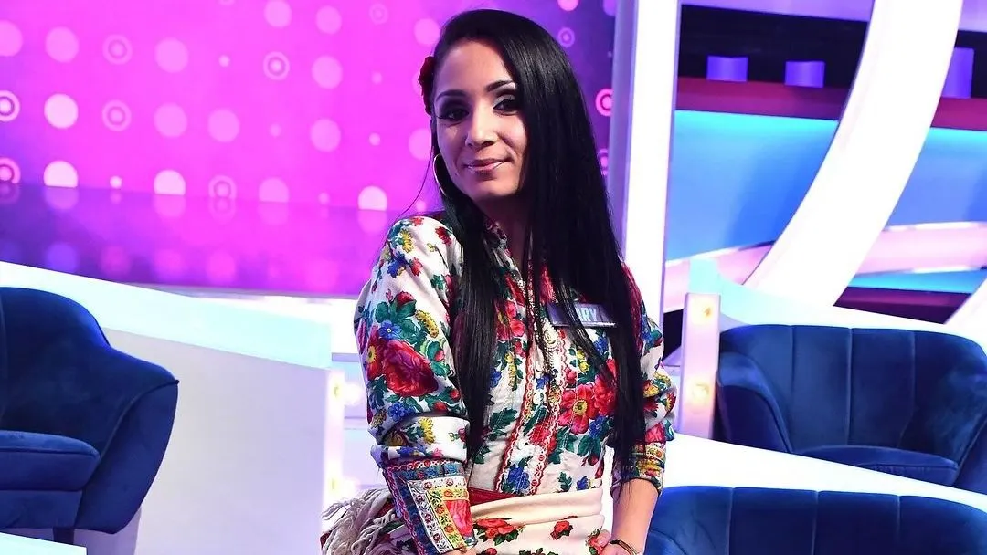 Mary Nótár et sa grand-mère