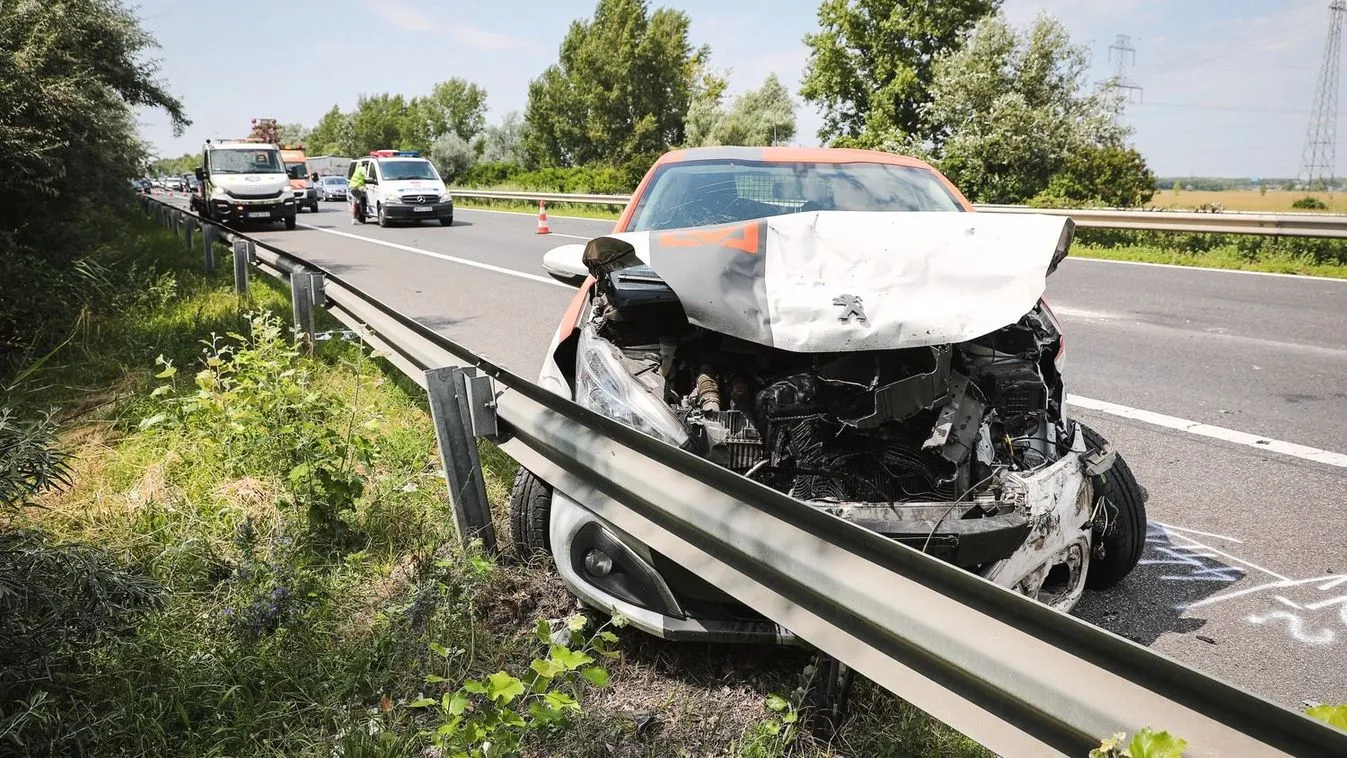 Megroggyant az M7-es, baleset miatt hatalmas a torlódás