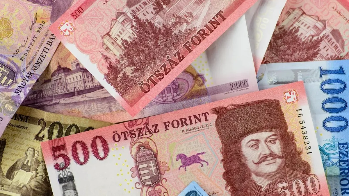 Érdemes időben beváltni a bevont bakjegyeket, a régi 500 forintos is el fogja veszteni értékét (képünk illusztráció)