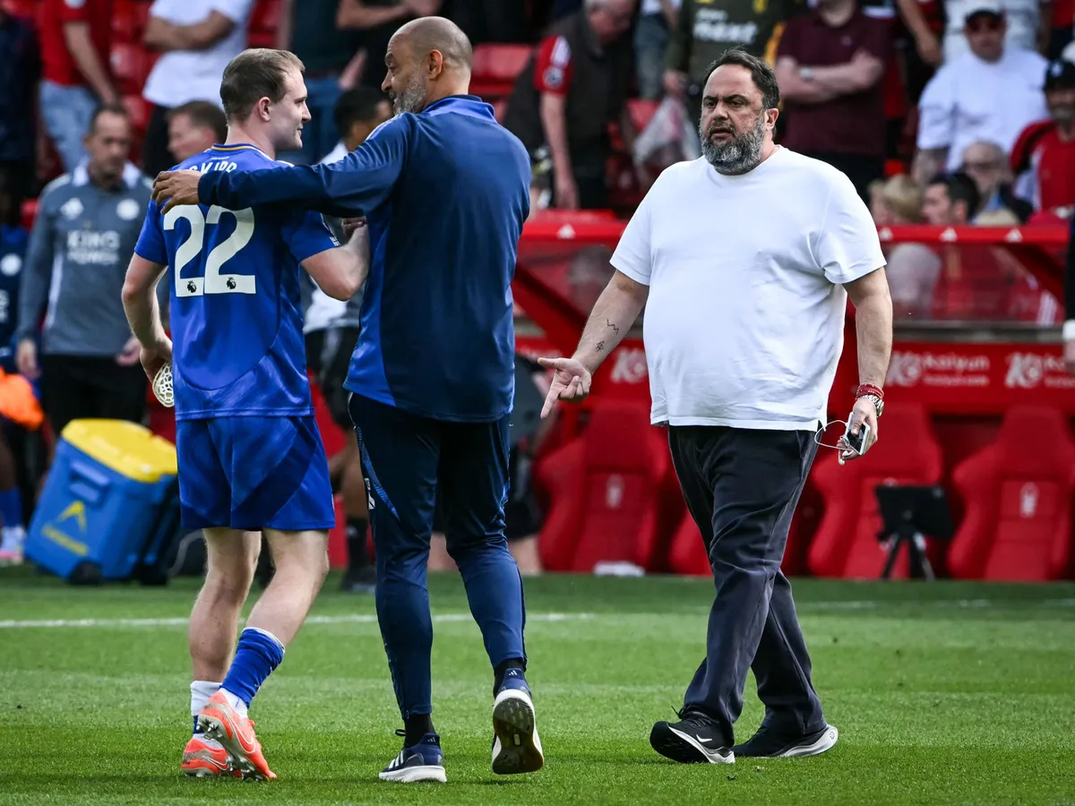 Nottingham Forest's Portuguese manager Nuno Espirito Santo (C) speaks with Leicester City's English midfielder #22 Oliver Skipp (L) and Nottingham Forest's Greek co-owner Evangelos Marinakis (R) at the end of the English Premier League football match between Nottingham Forest and Leicester City at The City Ground in Nottingham, central England, on May 11, 2025. Nottingham Forest and Leicester City equalise 2 - 2. (Photo by JUSTIN TALLIS / AFP) / RESTRICTED TO EDITORIAL USE. No use with unauthorized audio, video, data, fixture lists, club/league logos or 'live' services. Online in-match use limited to 120 images. An additional 40 images may be used in extra time. No video emulation. Social media in-match use limited to 120 images. An additional 40 images may be used in extra time. No use in betting publications, games or single club/league/player publications. /