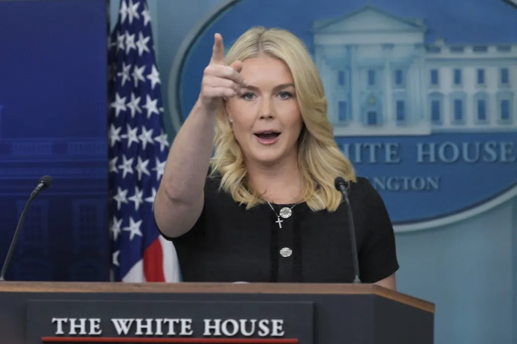 Karoline Leavitt ismertette Trump álláspontját az orosz–ukrán csapásokról