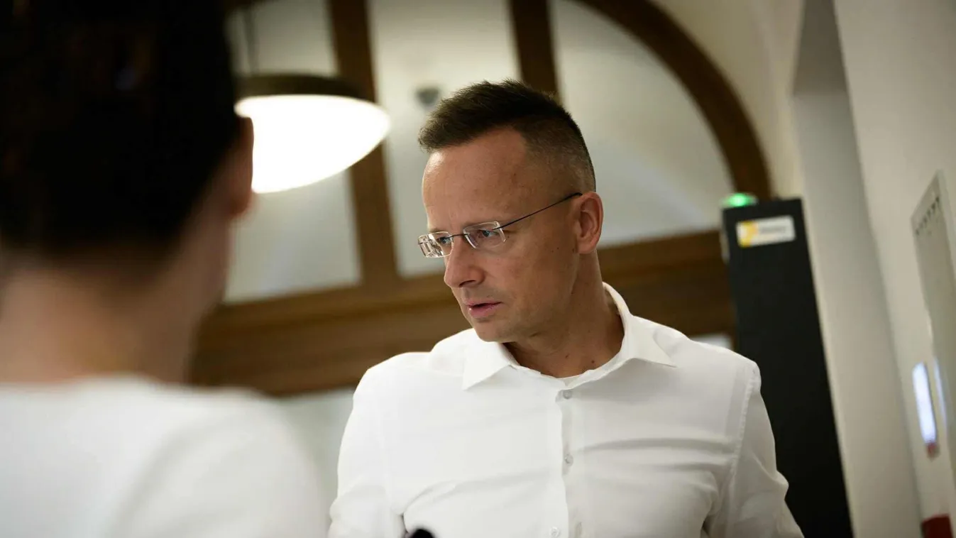 Szijjártó Péter fontos bejelentést tett a Barátság vezetékről Kép