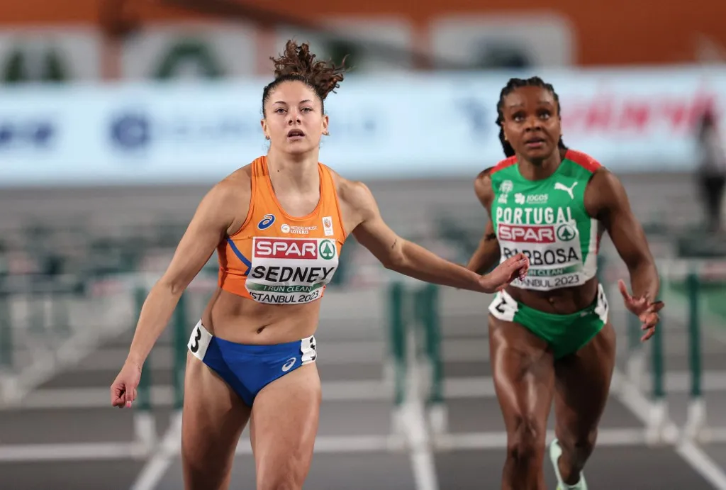 Zoë Sedney, Zoe Sedney, atlétika, holland, futás, sprinter, Zoë Sedney összetört a 2023-as budapesti atlétikai világbajnokság után