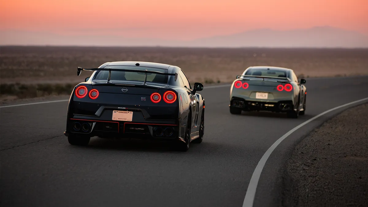 Igazi legenda a sportautók között a Nissan GT-R 