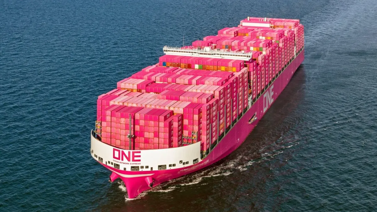 Az Ocean Network Express áltak közeadott kép a ONE Innovation nevű monstrumról, TEU