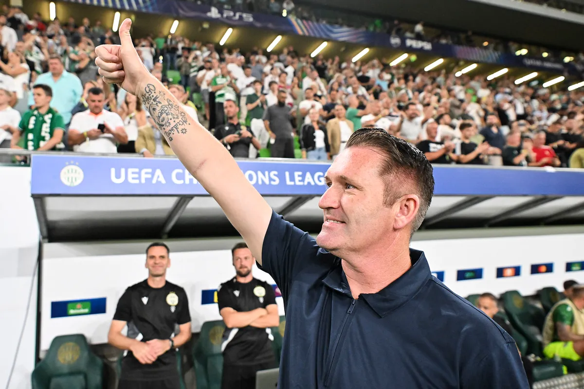 Budapest, 2025. augusztus 19.
Robbie Keane, az FTC vezetőedzője a labdarúgó Bajnokok Ligája selejtezőjének negyedik fordulójában játszott Ferencvárosi TC - Qarabag mérkőzés előtt a Groupama Arénában 2025. augusztus 19-én.
MTI/Illyés Tibor