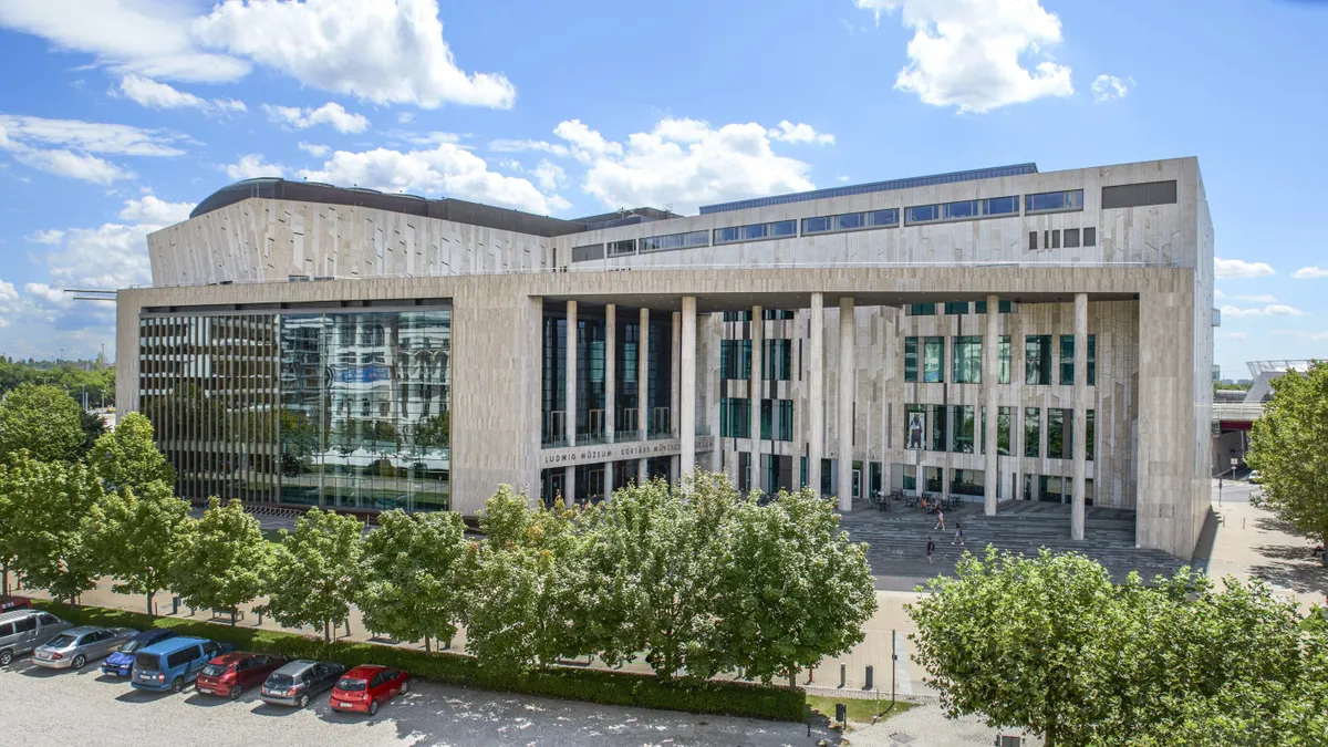 Múzeumkörkép Budapesten: lebilincselő tárlatok, amelyeket vétek lenne kihagyni...