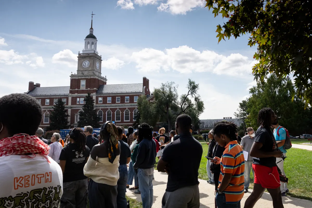 Egyetemisták szerint a szocializmus vonzóbb a kapitalizmusnál. Charlie Kirk meggyilkolása pedig intő példa lett a szólásszabadság körüli vitákban.