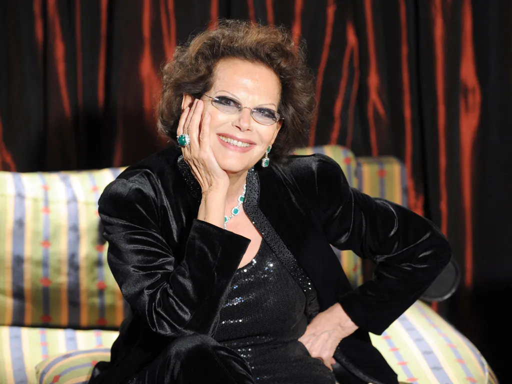 ClaudiaCardinalelegjobbfilmjei, Claudia Cardinale legjobb filmjei,  Claudia Cardinale,  ClaudiaCardinale, színésznő, film, mozi,   talian actress Claudia Cardinale poses on October 14, 2009 in Lyon, as she came to attend the first edition of the "Lumiere 