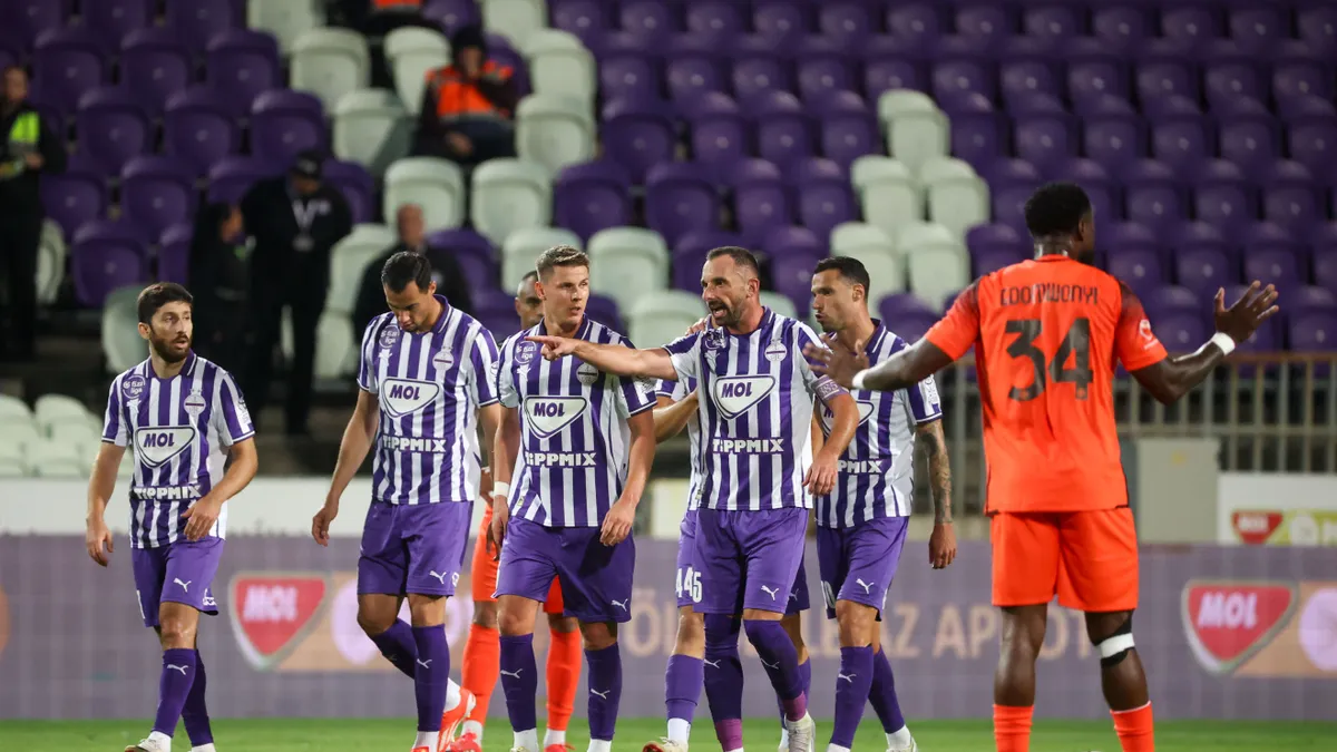 Az Újpest edzője üzent a csapatát ismét kifütyülő szurkolóknak – videó