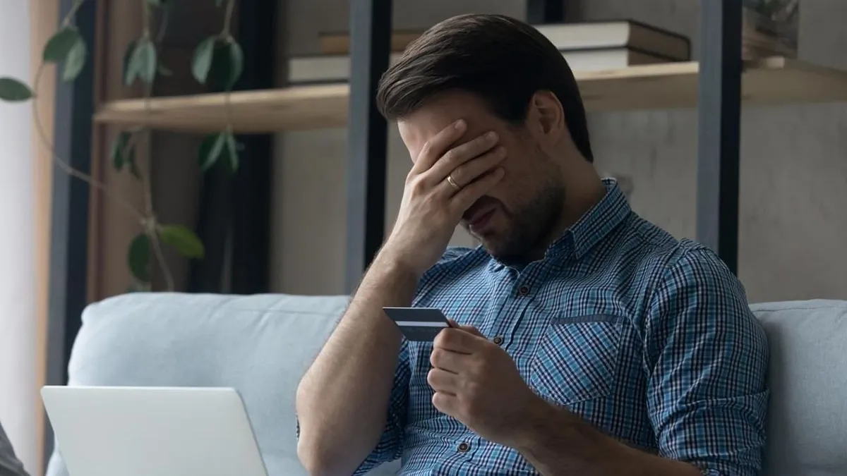 Nemlétező termékekkel verte át az embereket a csaló