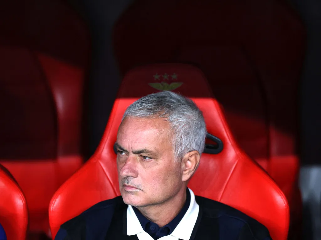JoséMourinho, JoséMourinhokarrier, José Mourinho, José Mourinho karrier, Fenerbahce's Portuguese coach Jose Mourinho is pictured during the UEFA Champions League play off second leg football match between SL Benfica and Fenerbahce at Luz stadium in Lisb