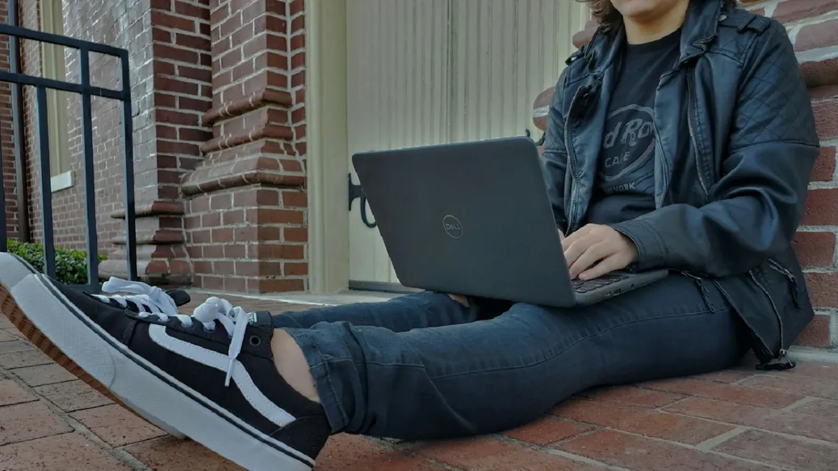 A Dell szerint például az akkus üzemidő érdekli a vevőket, nem a mesterséges intelligencia