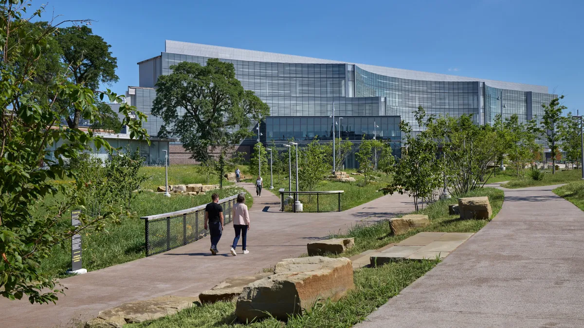 A Henry Ford II Global Center a Ford új főhadiszállása Detroitban.