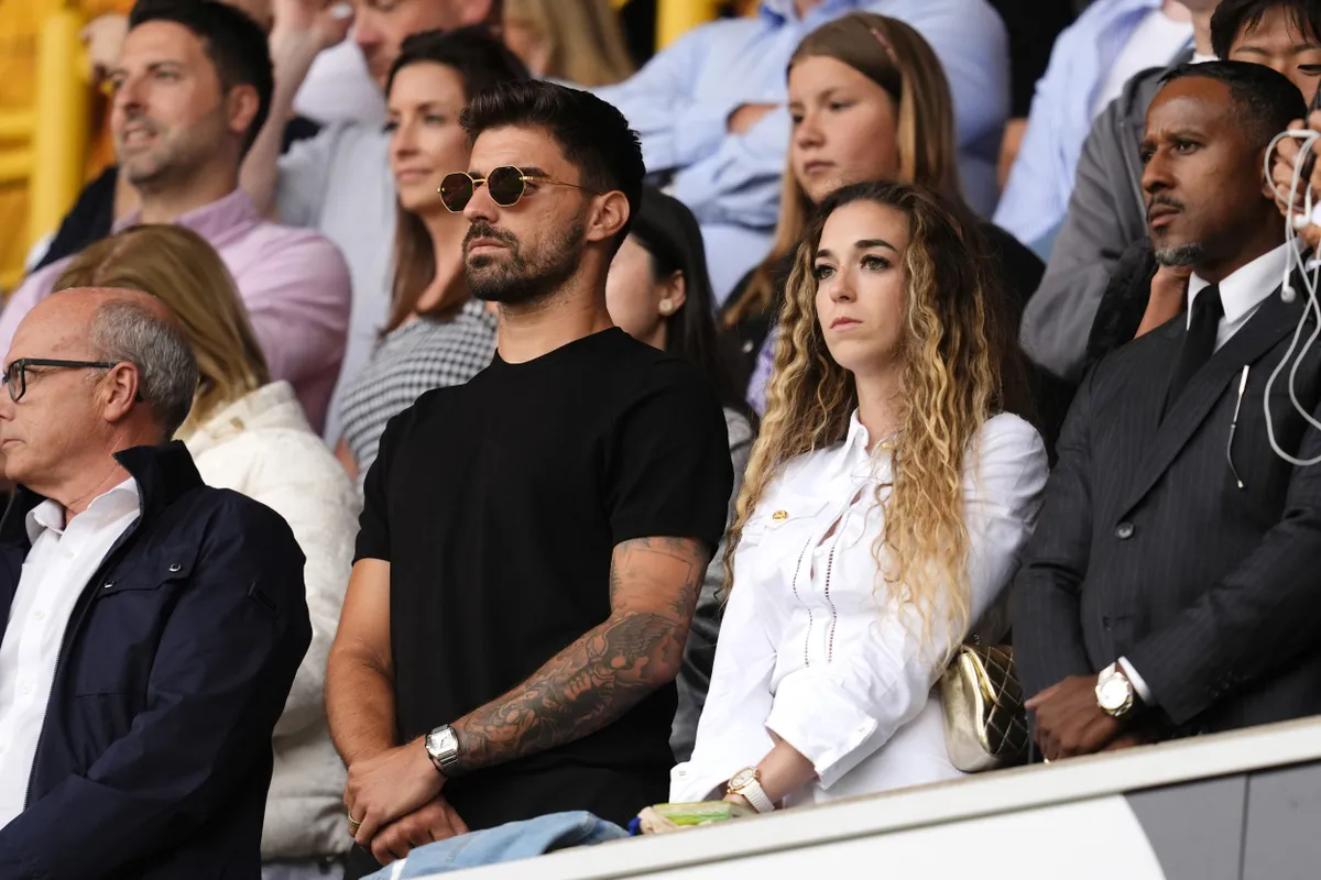 Rúben Neves és Diogo Jota özvegye, Rute Cardoso a Wolverhampton meccsén