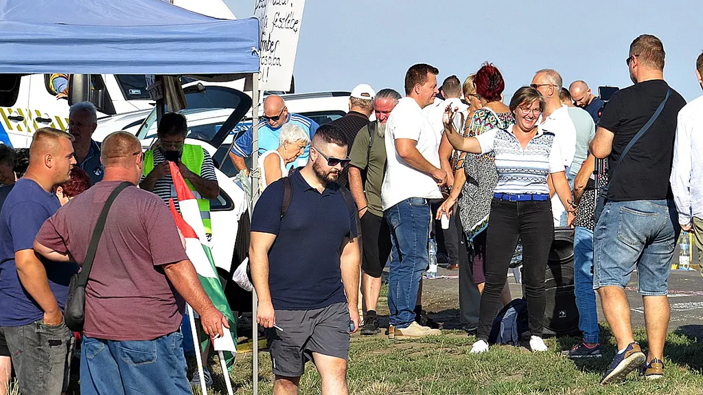 Aszfaltrajzverseny, Hódmezővásárhely, batidai kastély, tüntetés, Márki-Zay Péter