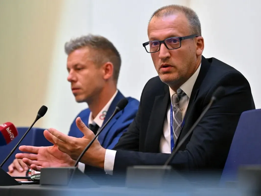 Brüsszelben azzal számolnak, hogy győzelme esetén a Tisza Párt segítené az ukrán EU-csatlakozást (FORRÁS: MTI) 