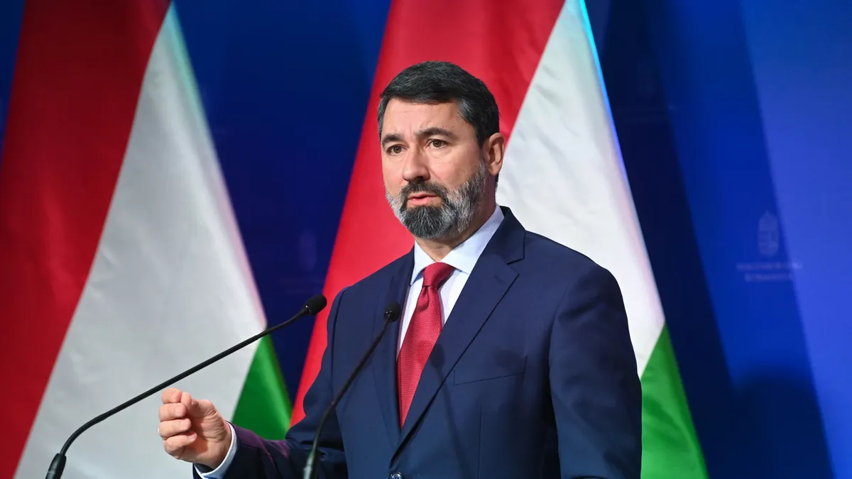 Budapest, 2025. január 15.
Hidvéghi Balázs, a Miniszterelnöki Kabinetiroda parlamenti államtitkára sajtótájékoztatót tart Sikerrel zárult a nemzeti konzultáció címmel a Miniszterelnöki Kabinetiroda épületében 2025. január 15-én.
MTI/Bruzák Noémi
