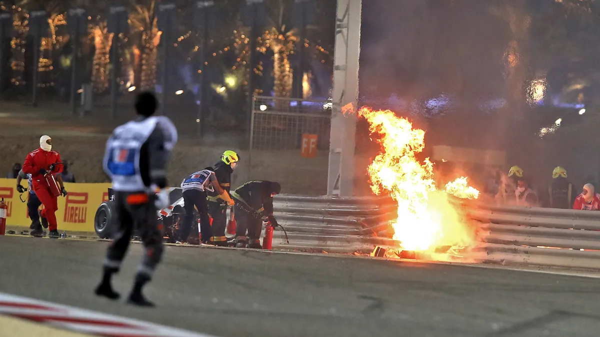 Romain Grosjean először ül majd Forma-1-es autóba a horrorbalesete óta