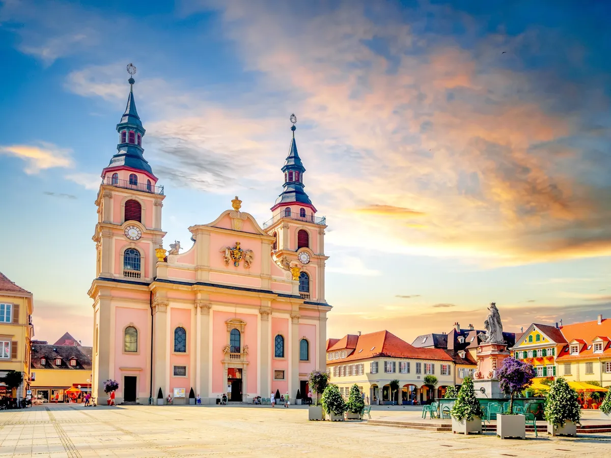 Őszi élményre vágysz? Akkor ezeket az európai városokat ne hagyd ki, őszivárosok