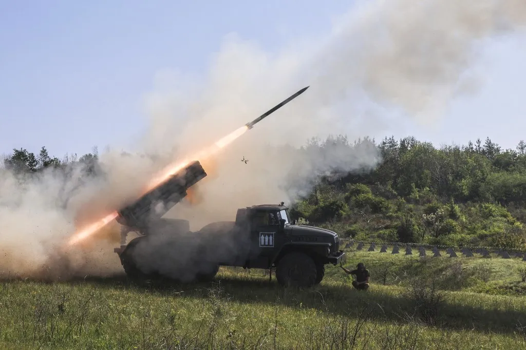 Tank With Grad Rockets Páncélozott erők: a háború haditechnikai kapacitása | origo.hu