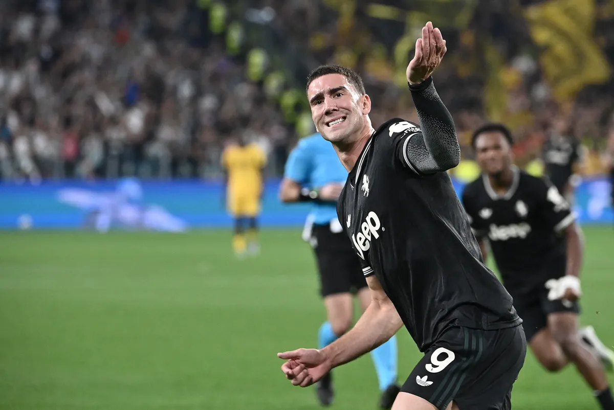 TURIN, ITALY, SEPTEMBER 16:
Juventus' Dusan Vlahovic celebrates after scores his team's second goal during the League phase UEFA Champions League football match between Juventus and Borussia Dortmund at the Juventus Stadium in Turin, Italy, on September 16, 2025. Isabella Bonotto / Anadolu (Photo by Isabella Bonotto / Anadolu via AFP)