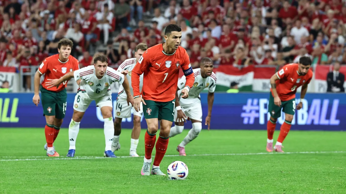 Sokkoló újítás: Collina terve felforgathatja a 2026-os focivébét