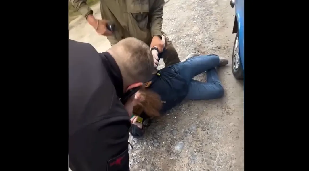 Sokkoló utcai hajtóvadászat zajlott Ukrajnában (Forrás: Telegram)