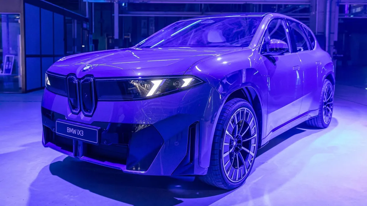 A debreceni BMW gyár átadó ünnepsége, debrecenBMW, BMWgyár, 2025.09.26.