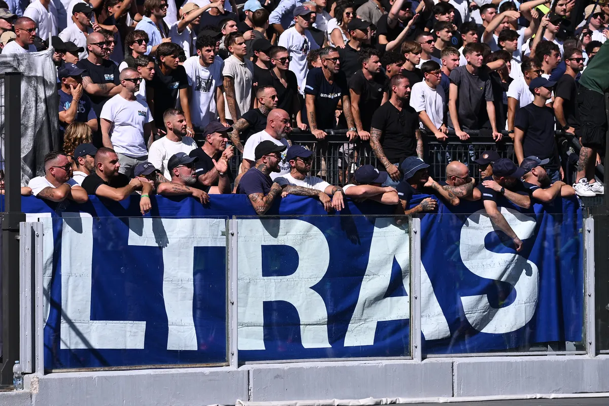 Az AS Roma szurkolói is balhéztak