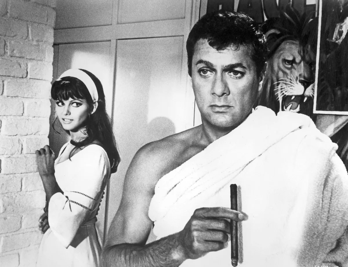 Claudia Cardinale és Tony Curtis
