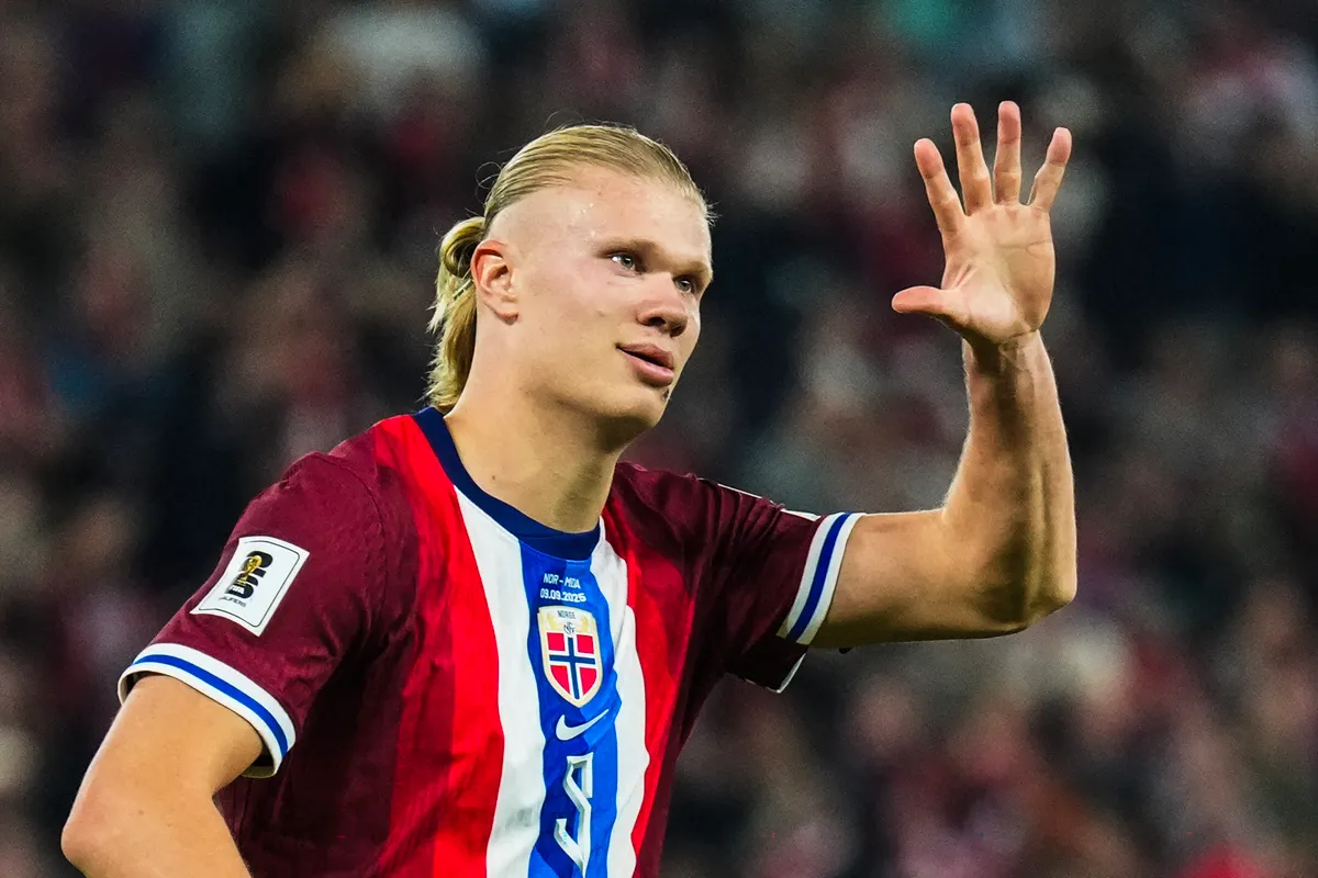 Norway's forward  #09 Erling Braut Haland gestures during the 2026 World Cup qualifiers Europe zone group I football match between Norway and Moldova on September 9, 2025 in Oslo, Norway. (Photo by Fredrik Varfjell / NTB / AFP) / Norway OUT