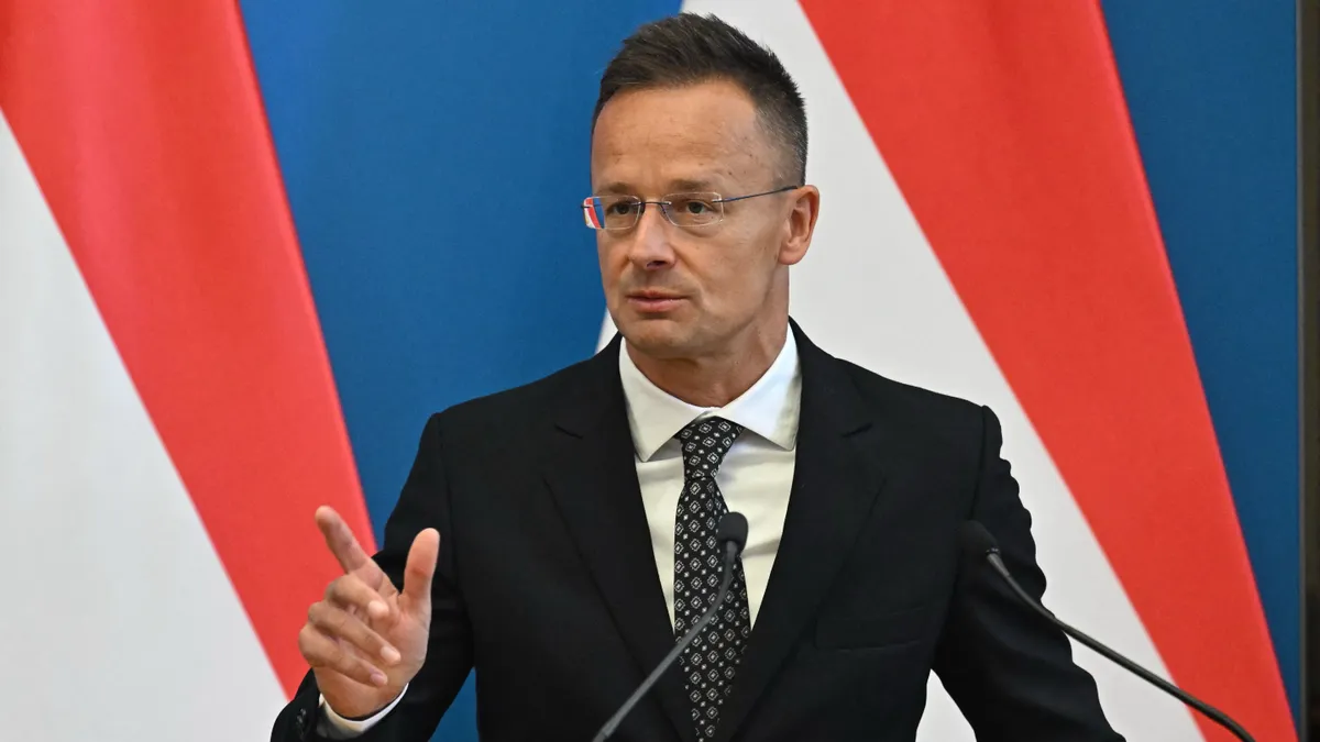 Szijjártó Péter (Fotó: ATTILA KISBENEDEK / AFP)
