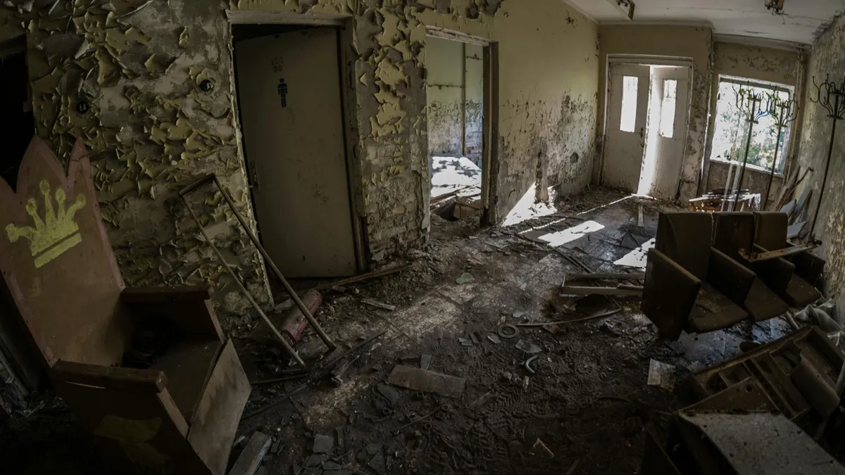 Varázslatos, lenyűgöző, és félelmetesen hátborzongató urbex helyek Magyarországon (illusztráció)