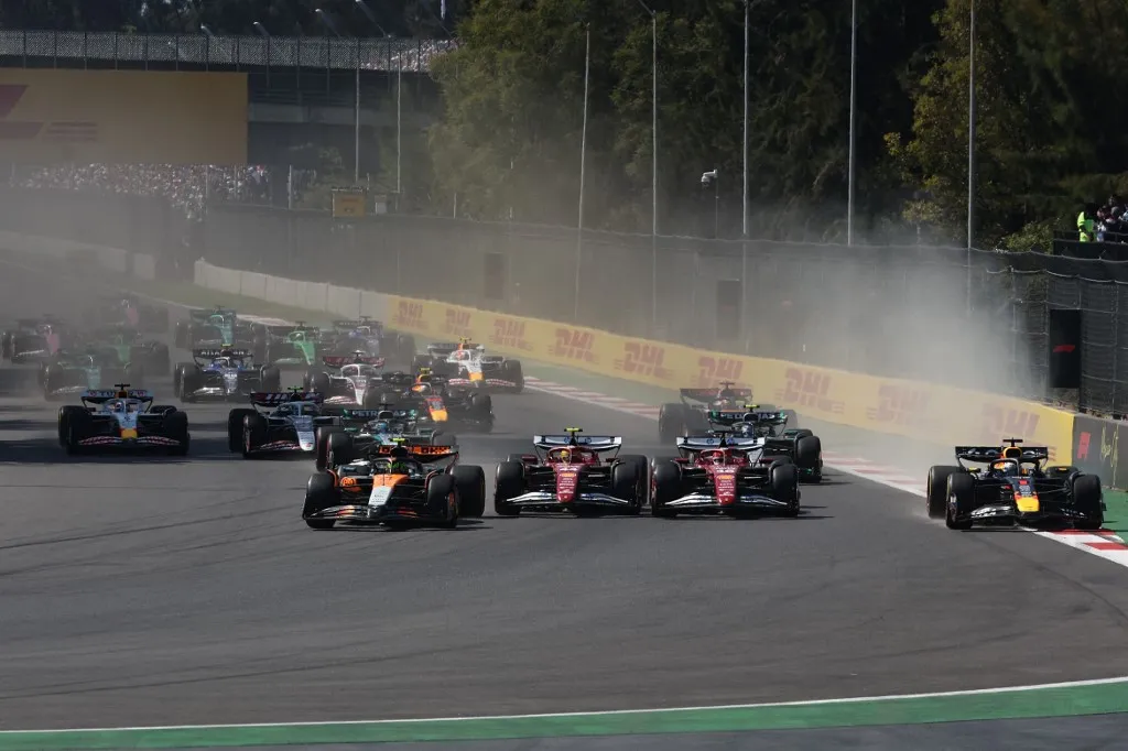 Lando Norris of McLaren, Lewis Hamilton, Charles Leclerc of Ferrari and Max Verstappen of Red Bull Racing at start of the Formula 1 Grand Prix of Mexico City at Autódromo Hermanos Rodríguez in Mexico City, Mexico on October 26, 2025. (Photo by Jakub Porzycki/NurPhoto) (Photo by Jakub Porzycki / NurPhoto via AFP)