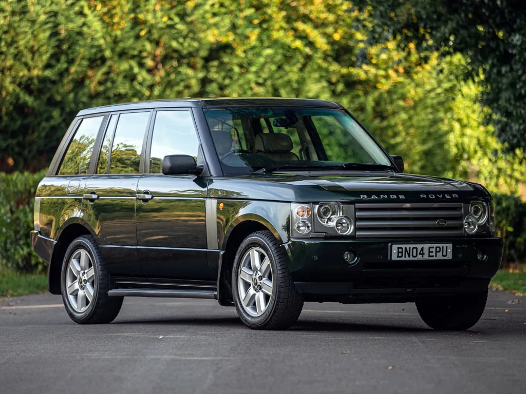 Királyi terepjáró kalapács alatt: II. Erzsébet autója új gazdát keres, Range Rover RangeRover, galéria, 2025