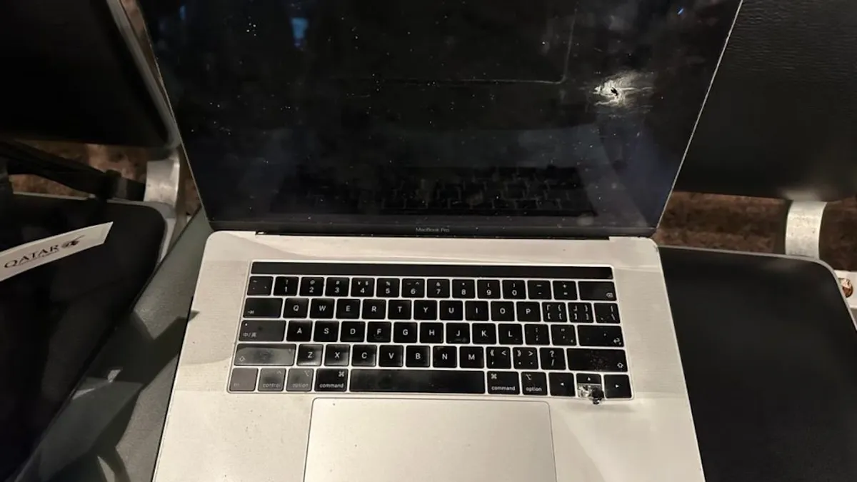 Lőttek a MacBookjának, de ez legyen a legnagyobb problémája az életben