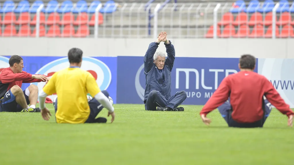 Mezey György, MezeyGyörgy, magyar labdarúgó, edző, a neveléstudomány kandidátusa, meghalt, halálhír, 2025