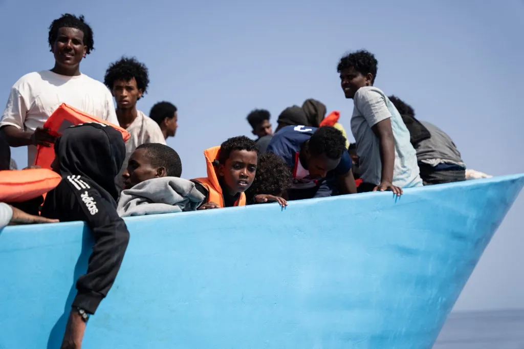 Csónakon érkező migráns gyilkolt Nagy-Britanniában