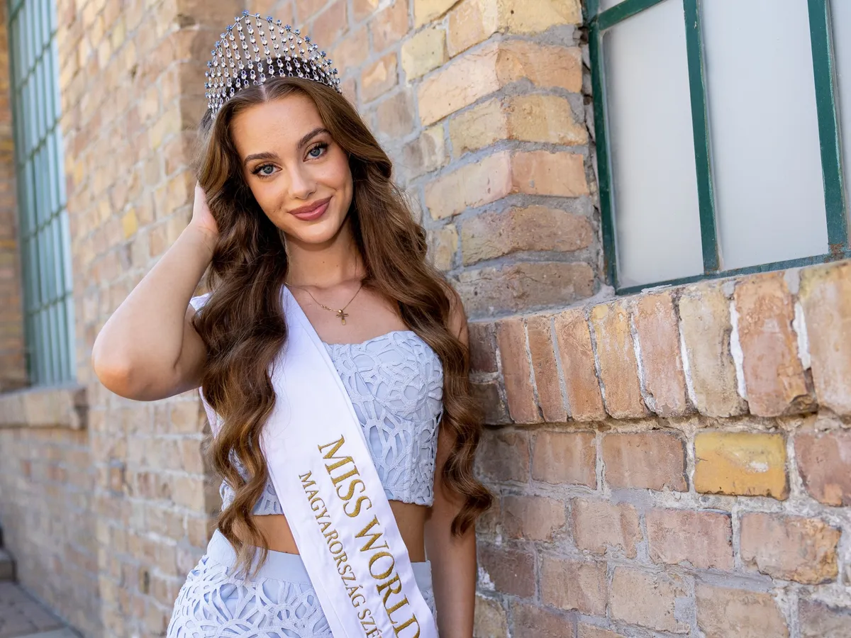 Miss World 2026: Végvári Janka igazi közönségkedvenc volt, végül azonban nem került be Európa tíz legjobb versenyzője közé
