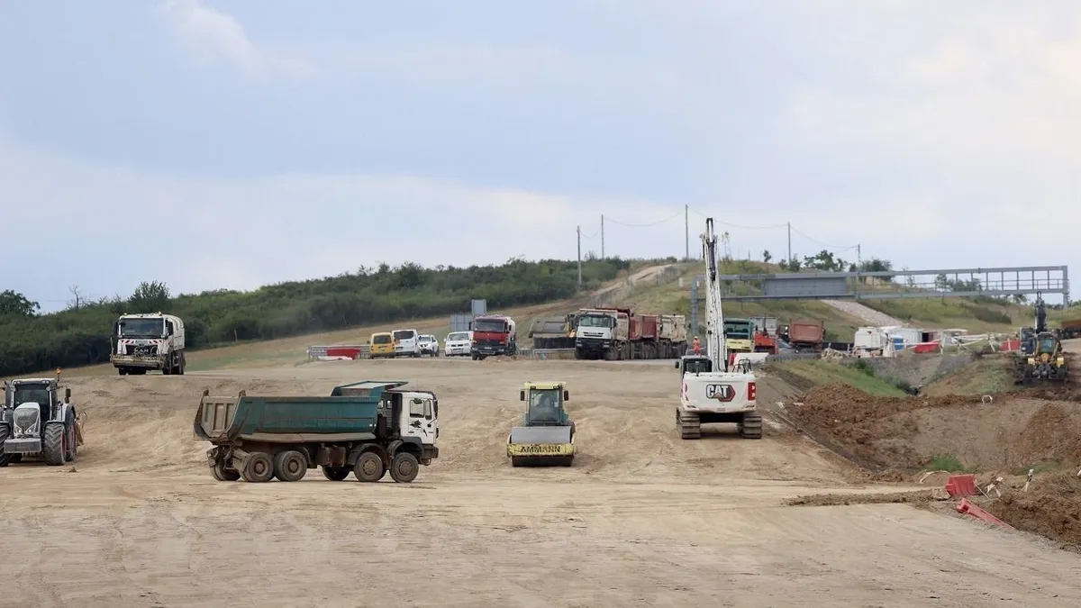 Lex Strabag – Lázár János benyújtotta a törvénymódosítást
