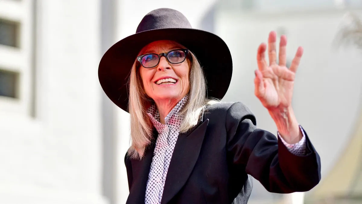 DianeKeatonéleteképekben, DianeKeaton, Diane Keaton, színésznő, HOLLYWOOD, CALIFORNIA - AUGUST 11: Diane Keaton attends the Handprint and Footprint in Cement Ceremony for Actress Diane Keaton hosted by TCL Chinese Theatre on August 11, 2022 in Hollywood, California. Jerod Harris/Getty Images/AFP (Photo by Jerod Harris / GETTY IMAGES NORTH AMERICA / Getty Images via AFP)