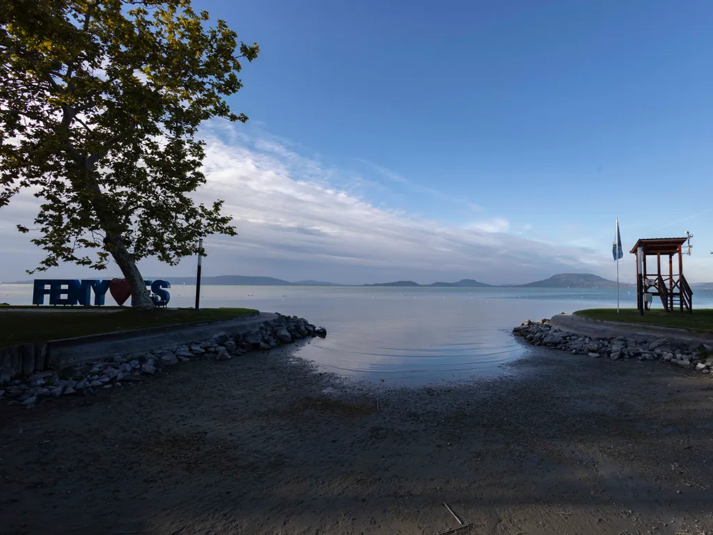 Alacsony A Balaton V z ll sa ORIGO alacsony-a-balaton-v-z-ll-sa-origo
